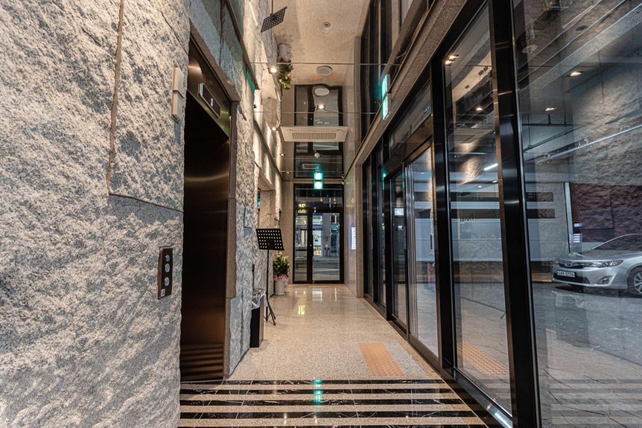 Zam101 Hotel Gimhae Εξωτερικό φωτογραφία